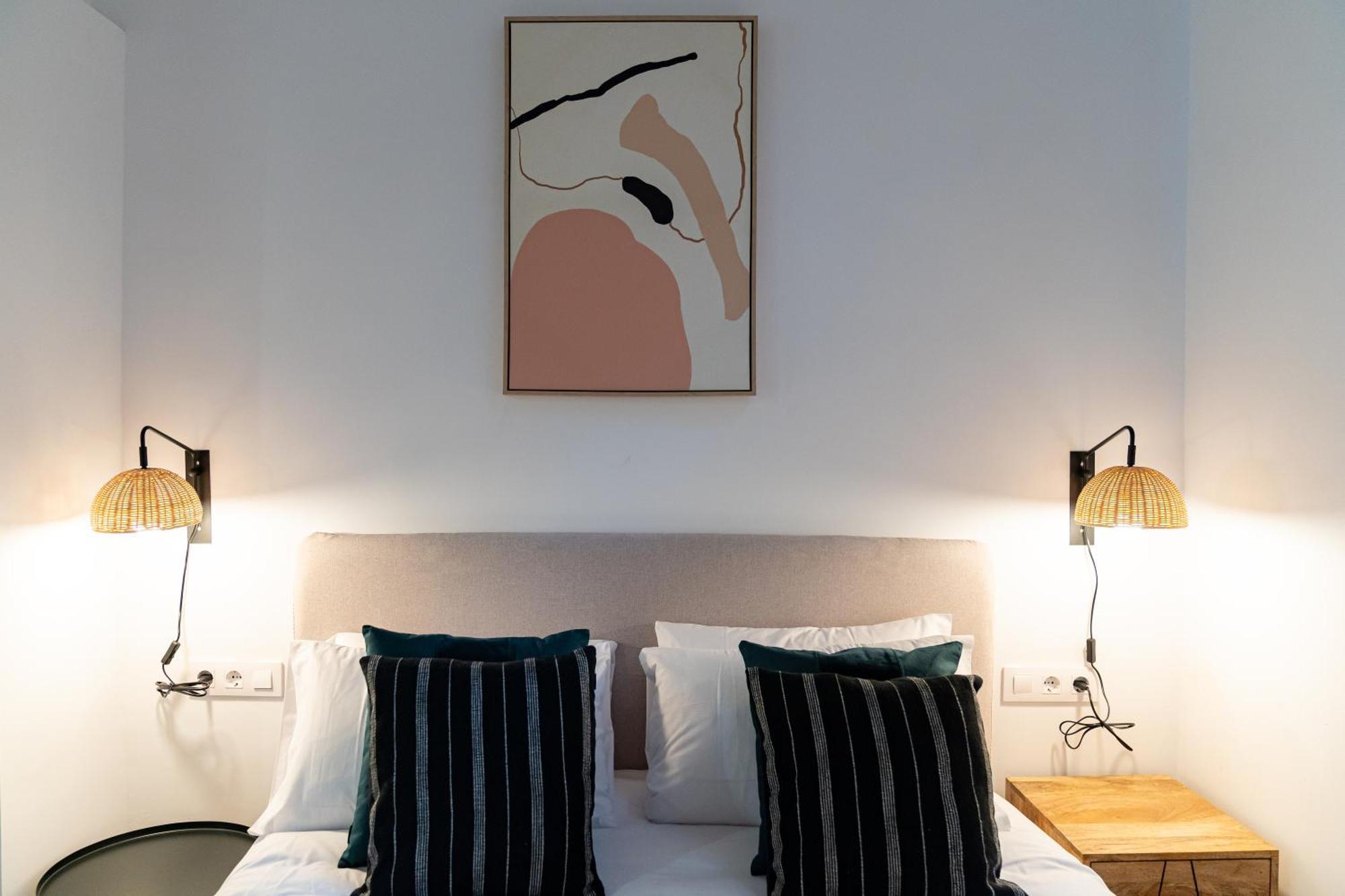 Stay U-Nique Apartments Albeniz Bcn Оспиталет-де-Льобрегат Экстерьер фото