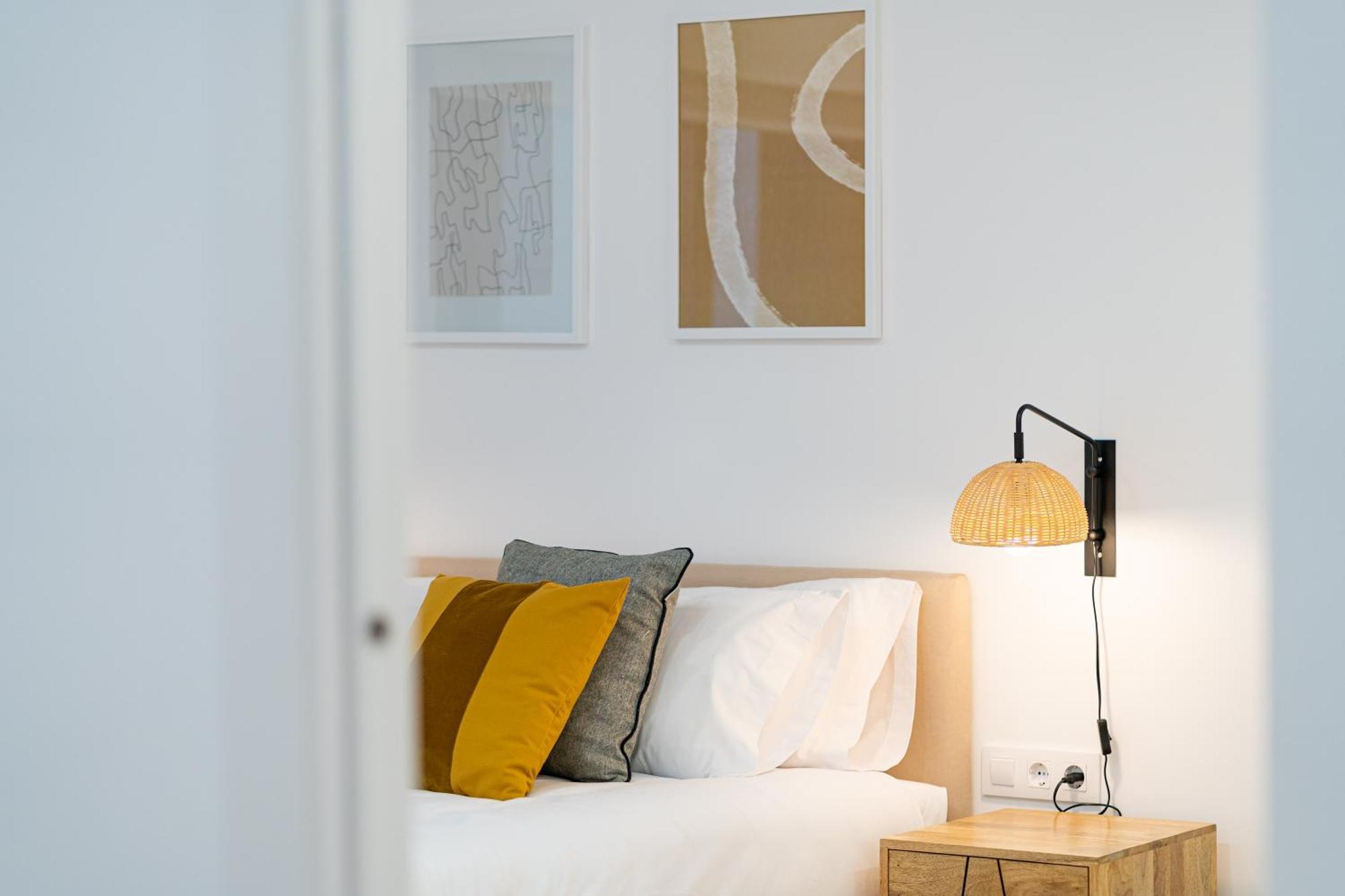 Stay U-Nique Apartments Albeniz Bcn Оспиталет-де-Льобрегат Экстерьер фото