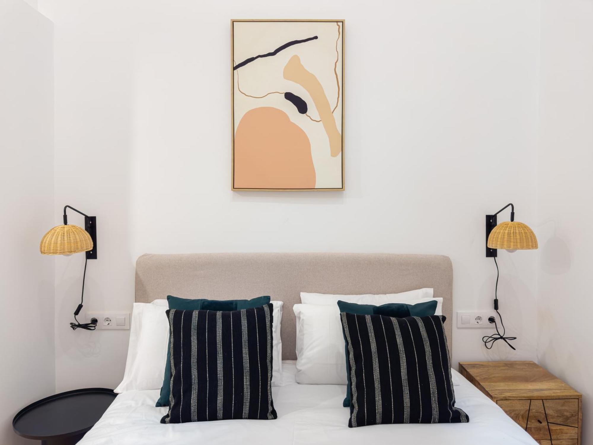 Stay U-Nique Apartments Albeniz Bcn Оспиталет-де-Льобрегат Экстерьер фото