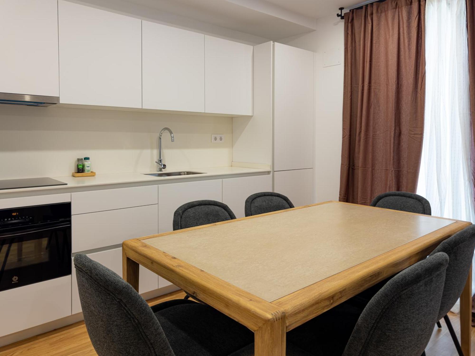 Stay U-Nique Apartments Albeniz Bcn Оспиталет-де-Льобрегат Экстерьер фото